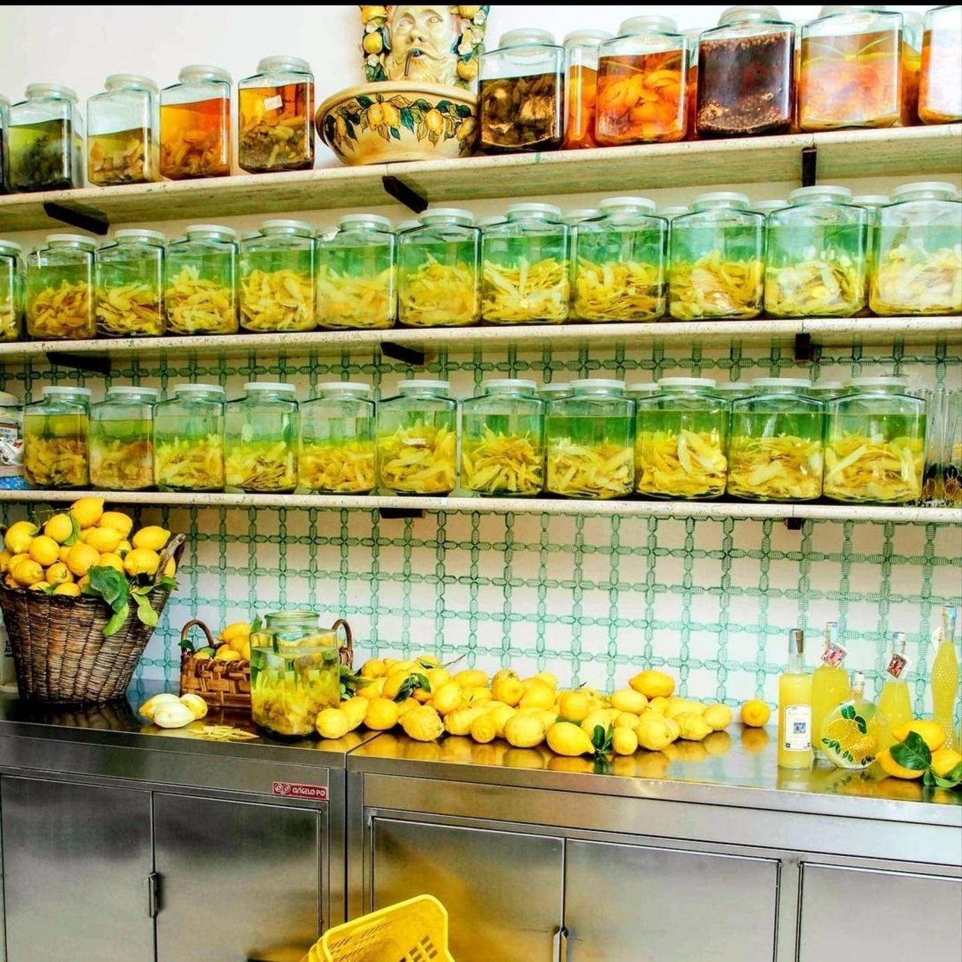 Amalfi: Geführte Besichtigung der Limoncello-Fabrik mit Verkostung