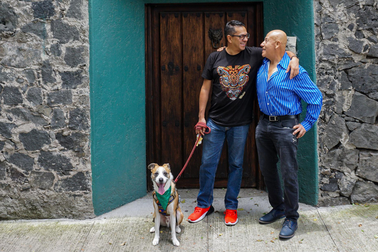 Sesión fotográfica privada por el corazón de Coyoacán (1-3 personas)