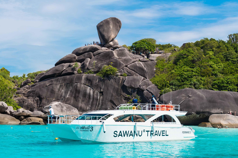 Phuket: Excursión a las Islas Similan en Catamarán Premium Speed