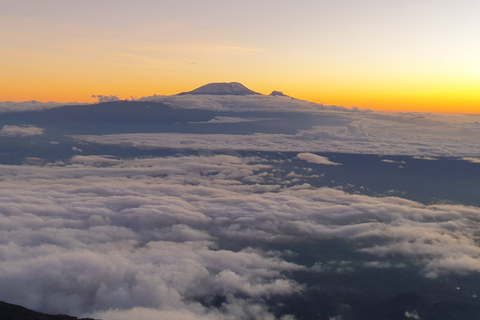 Mount Meru 3-day Trekking TripMount meru 3 days trekking