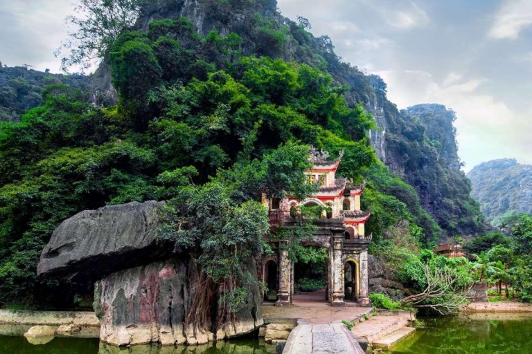 Dzień w raju: Hoa Lu, Tam Coc i przygoda w jaskini Mua