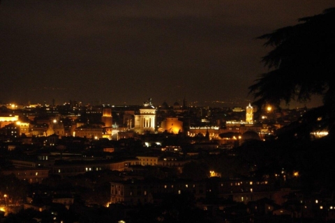 Rome by Night: 3 uur Small Group TourRome by Night: 3-Hour Small Group Tour