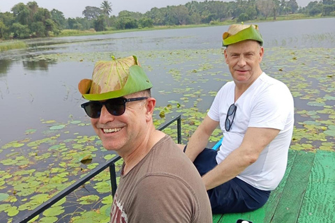 Colombo: Sigiriya Rock and Dambulla Cave Temple Day Trip