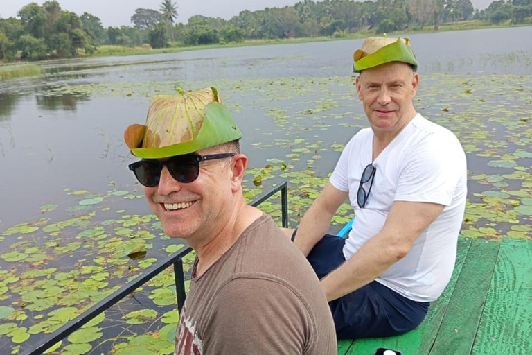 Colombo: Sigiriya Rock and Dambulla Cave Temple Day Trip