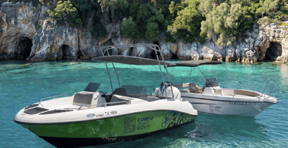 Corfu: Private Boat Cruise with Skipper & Snacks