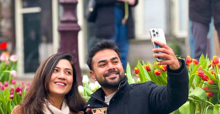 Amsterdam: Premium Tulip Boat Canal Tour photo 11