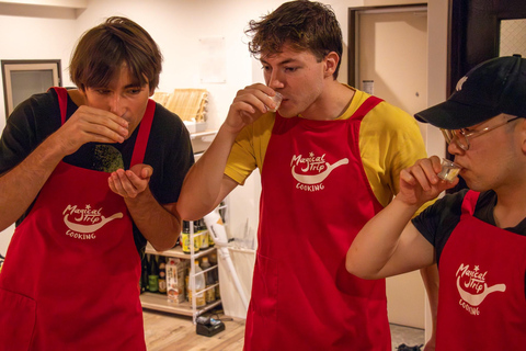 Osaka : Cours de cuisine et dégustation de saké avec visite du marché local