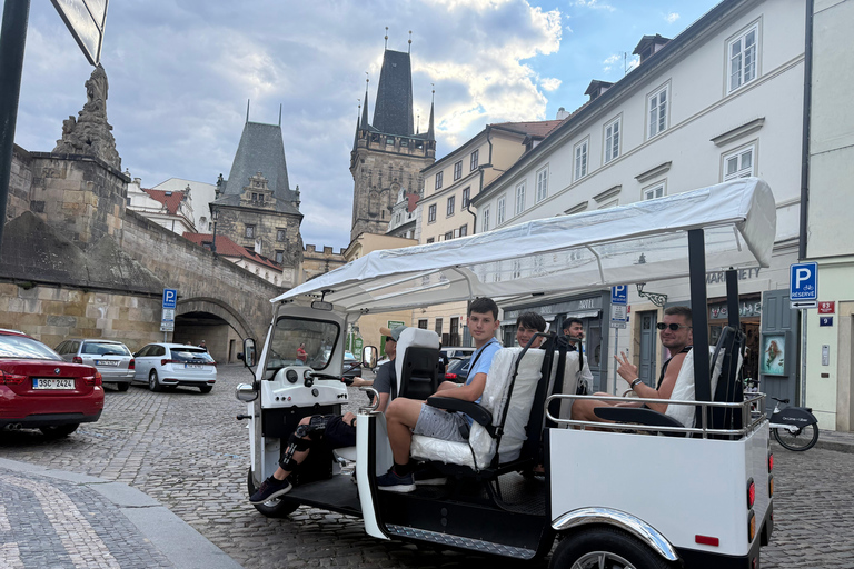 Prague: Electric Tuk-Tuk City Tour with Guide Prague River Side 1,5 hour Tour