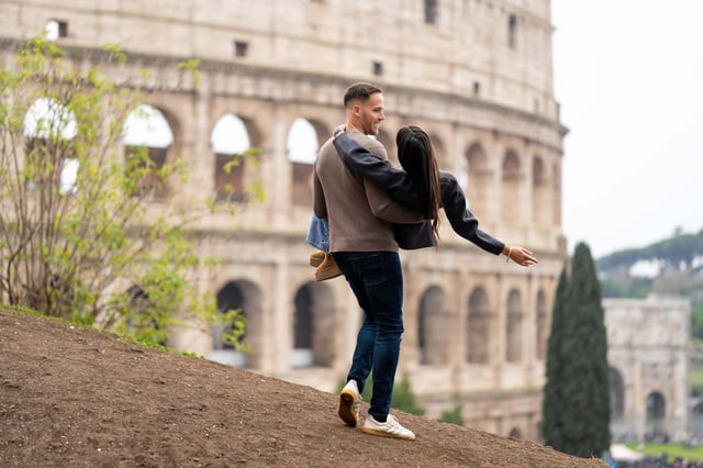 Rome: Colosseum &amp; Hidden Gems Private Photoshoot Experience