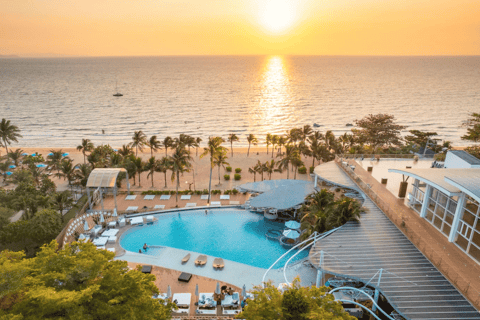 Alexa Beach Club VIP Ticket with Drink and Appetizer Alexa Beach Club VIP Entry with Drink and Appetizer