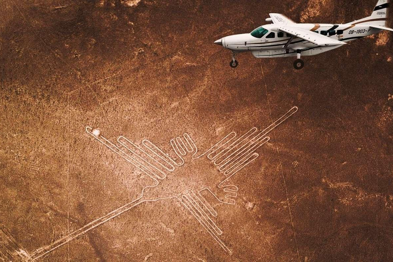 Sobrevuela las Líneas de Nazca: tour privado de día completo desde Lima.