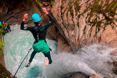 Baños de Agua Santa: Extreme Canyoning in Cashaurco
