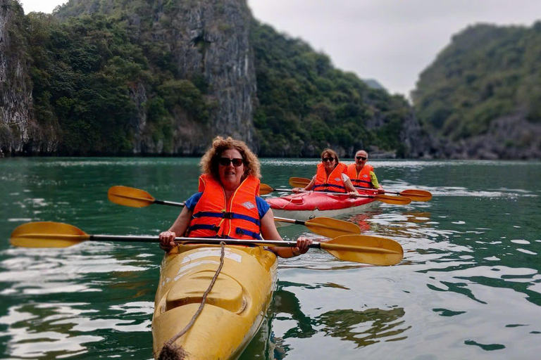 من هانوي: جولة لمدة يومين في جزيرة كات با مع رحلات المشي لمسافات طويلة