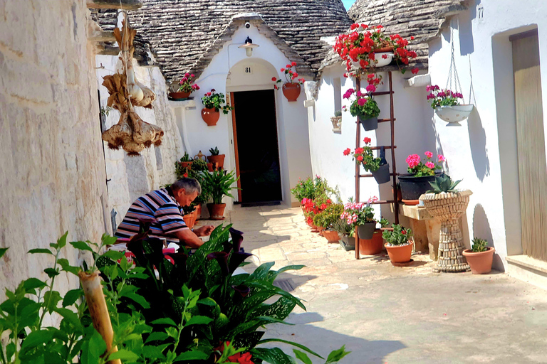 Lecce & Brindisi: Matera & Alberobello (Sassi e Trulli) Tour Matera and Alberobello guided tour