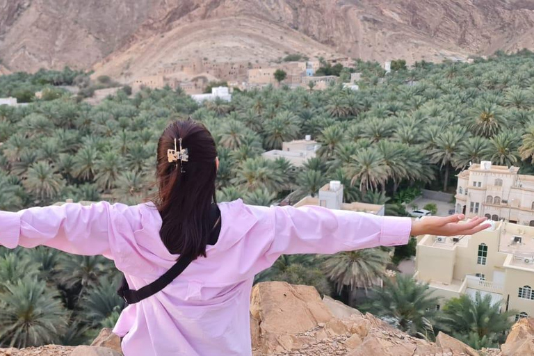 Shared Tour to Nizwa, Birkat Al Mouz & Jebel Akhdar Mountain