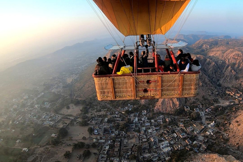 Jaipur : Safari en montgolfière SkyWaltzSafari en montgolfière SkyWaltz