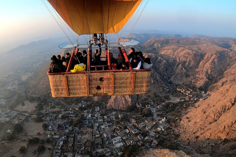 Jaipur : Safari en montgolfière SkyWaltzSafari en montgolfière SkyWaltz