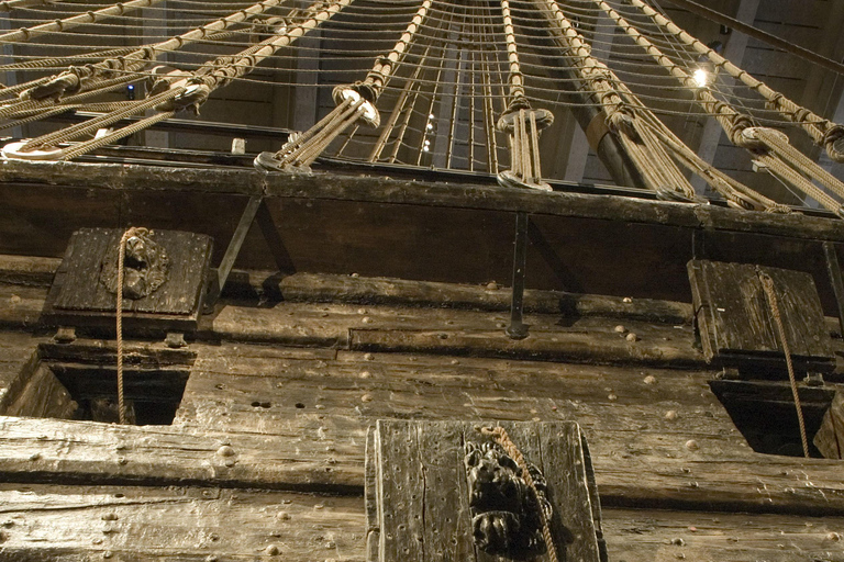Stockholm: Vasa Museum & Archipelago Boat Tour with Food