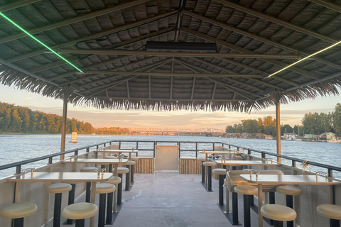 Portland: 2-Hour Palapa Party River Cruise
