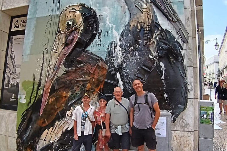 Visit of Lisbon in French. Small group (10 max)! Follow me! Visite Goupe privée de Lisbonne!