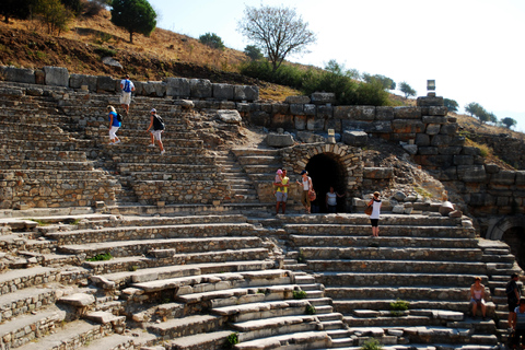 Kusadasi: Private Ephesus Shore Excursion with Lunch