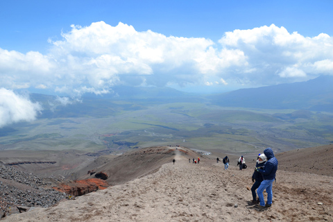 基多：玫瑰、奶酪与火山景观科托帕希一日游基多：玫瑰、奶酪与科托帕希火山一日游