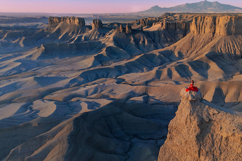 Torrey: Moonscape, Factory Butte, and Capitol Reef Park Tour