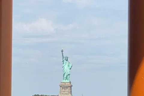 #1 Six Hour Bus Tour and Boat Ride By The Statue of Liberty