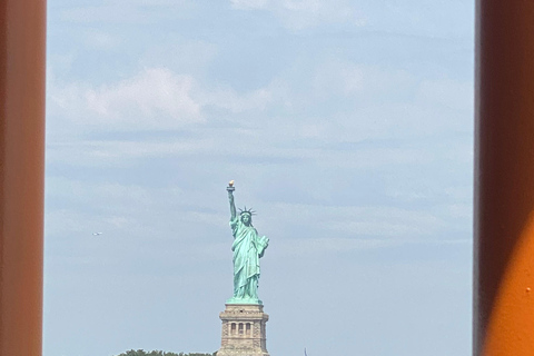 #1 Six Hour Bus Tour and Boat Ride By The Statue of Liberty