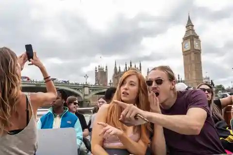 Londres: Cruzeiro guiado pelo rio Tamisa e visita de 3 horas a Westminster