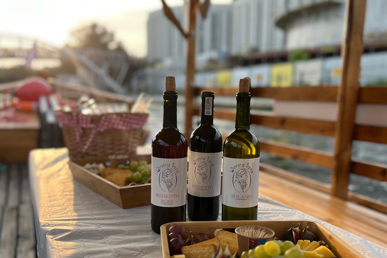 Bydgoszcz: River Cruise with local Wine and Cheese Tasting