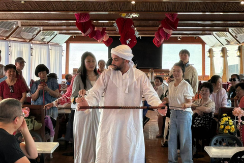 Dubaj: Luksusowy rejs z muzyką na żywo