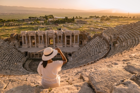 Efez i Dom Najświętszej Marii Panny na wyłączność - całodniowa wycieczka prywatnaWylot z Izmiru (z biletami wstępu)