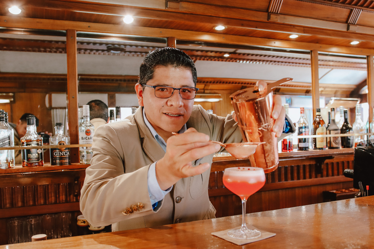 Machu Picchu: Full-Day Tour by luxury Hiram Bingham Train Cusco: Machu Picchu Full-Day Tour by Hiram Bingham Train