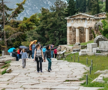 Depuis Athènes : excursion d'une journée à Delphes et Arachova