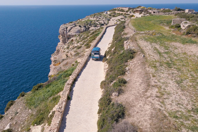 From Malta: Gozo Tuk-Tuk Tour with Comino Mini Cruise With Italian-Speaking Tour Leader