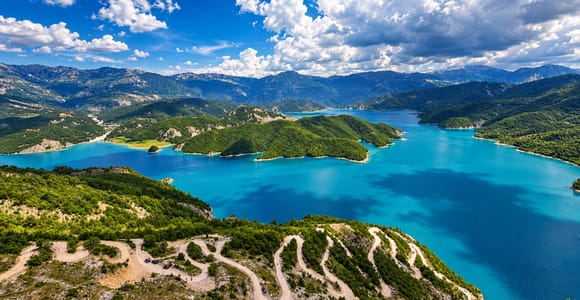 From Tirana/Durres: Bovilla Lake & Gamti Mountain Day Tour