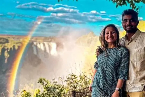 Victoria Falls Guided Tour with Professional Photography