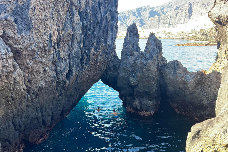 Tenerife: Masca, Los Gigantes & Natural Pools + Picnic Tour with Pick-up and Drop-off at your Hotel (South)