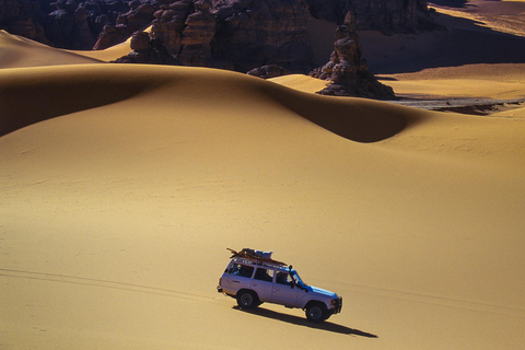 Från Marrakech : 7 dagars utforskning till Tanger via Merzouga sanddyner