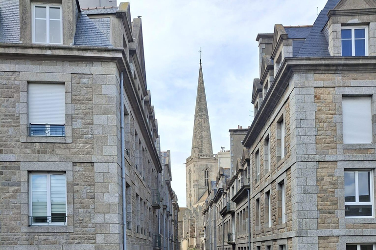 Guided tour of Saint-Malo's ramparts