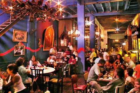 Rio de Janeiro: Scenarium Nightclub Entry with Dinner Option