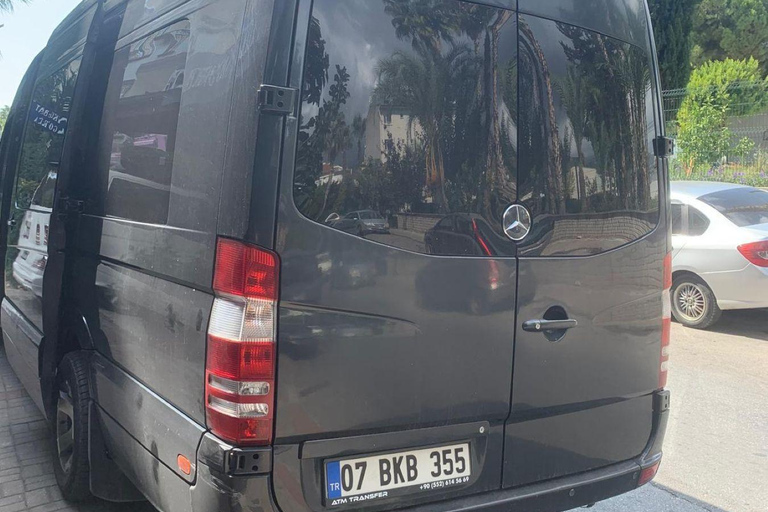 Wycieczka po mieście Alanya: dzień/noc, kolejka linowa i plaża KleopatryAlanya Hop-On Hop-Off Shuttle: Zachód słońca