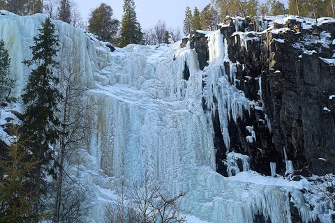 Rovaniemi: Passeio pelo cânion Korouoma e cachoeiras congeladas com churrasco