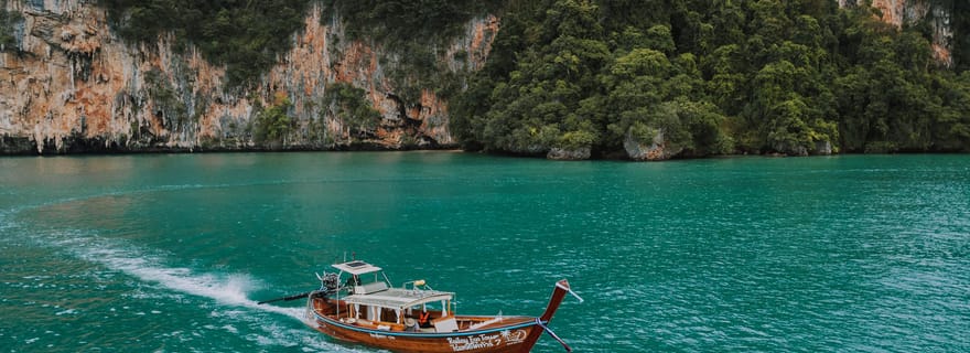 Krabi : visite touristique au coucher du soleil en bateau longtail de luxe