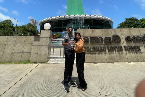 From Negombo: Colombo City Tour with Transfers