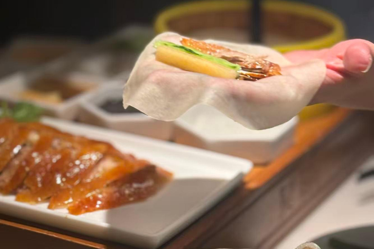 Guangzhou: Jade Market Private Tour and Guzheng Music Class