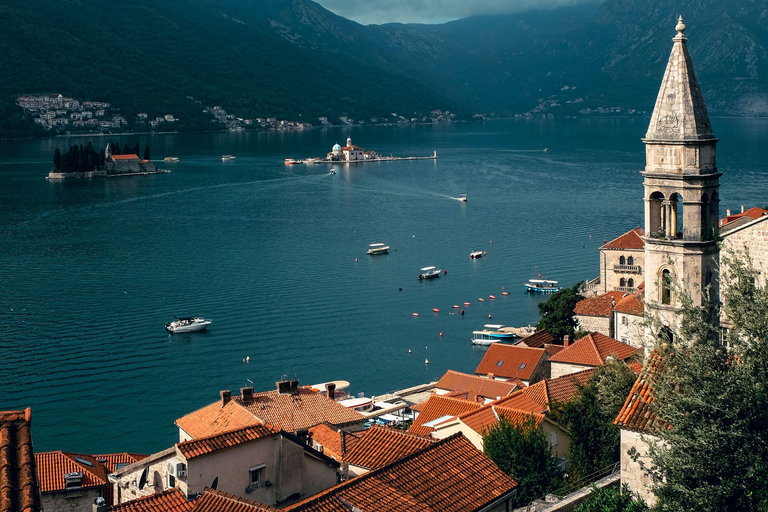 Kotor: Boka Bay Speedboat Tour with Breakfast & Lunch