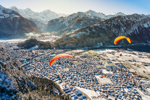 Interlaken: Vuelo en parapente biplazaInterlaken: vuelo tándem en parapente