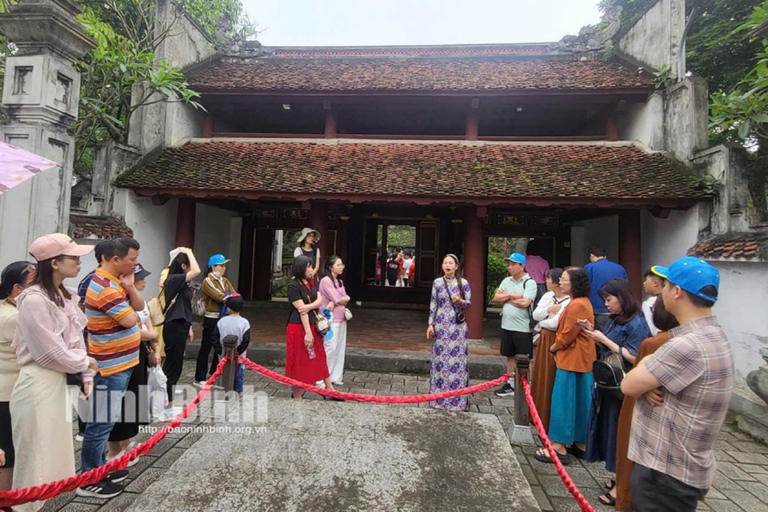 من نينه بينه: قارب ترانج آن وكهف موا وهوا لو وبيتش دونغ